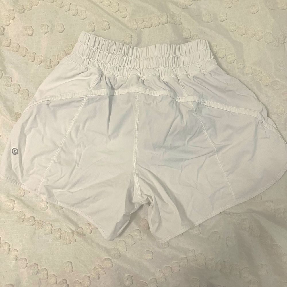 Lululemon Track That High-Rise Lined Short 3"🤍
